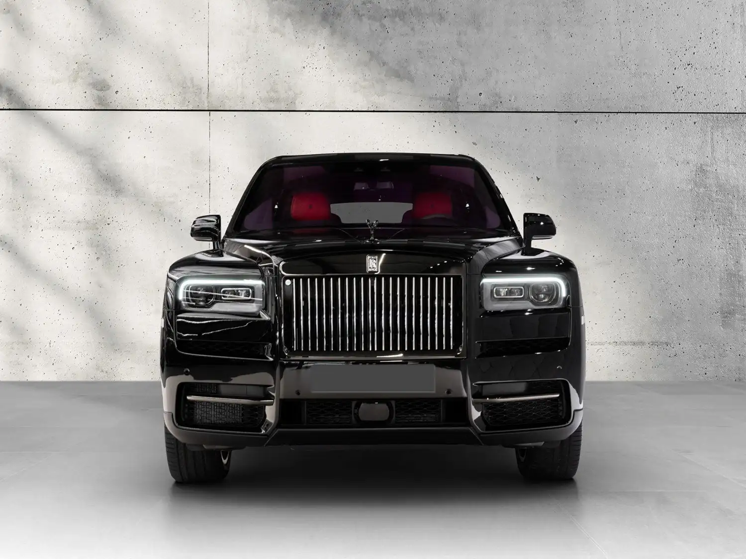Rolls-Royce-Cullinan-1