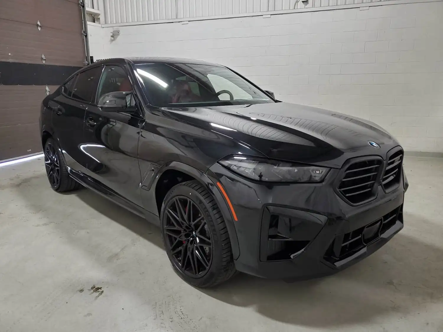 X6M-Competition-1